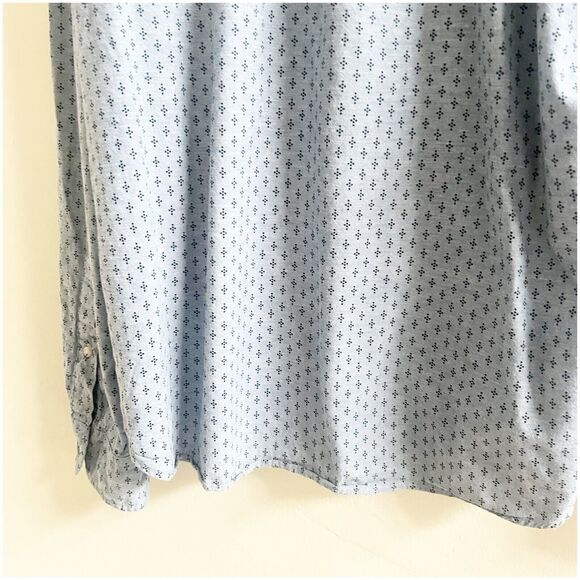 J. Crew Men’s Slim Chambray Long Sleeve Button Down Size XL Dot Print Preppy - Picture 8 of 11